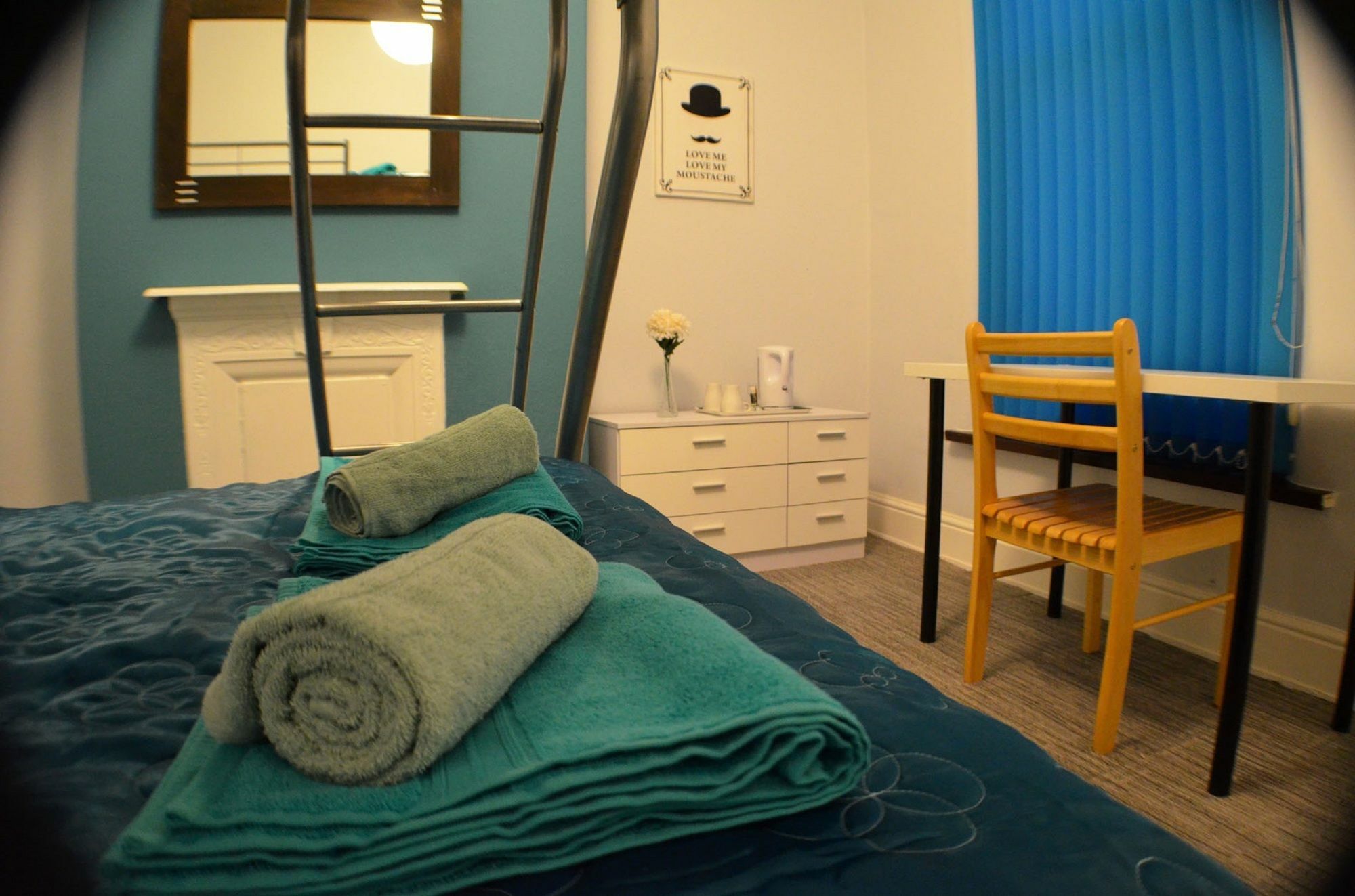 Birchfields Guest House Манчестер Екстер'єр фото